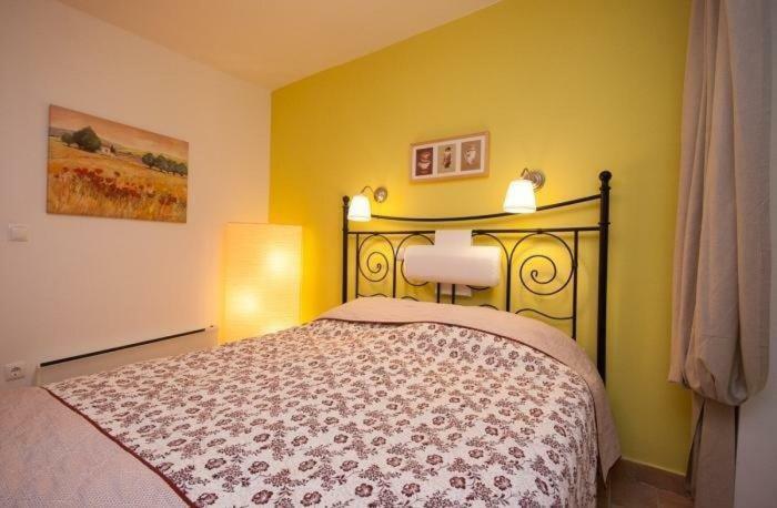 Apartments Mediteranea Baška Eksteriør bilde