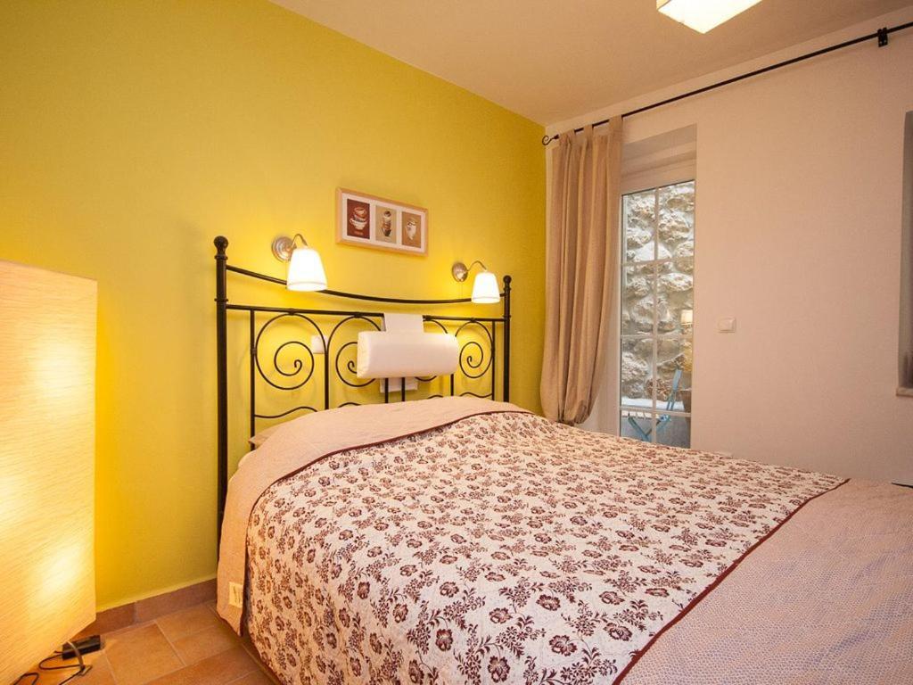 Apartments Mediteranea Baška Eksteriør bilde
